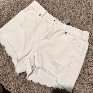 Aerie women white shorts size small new with tags